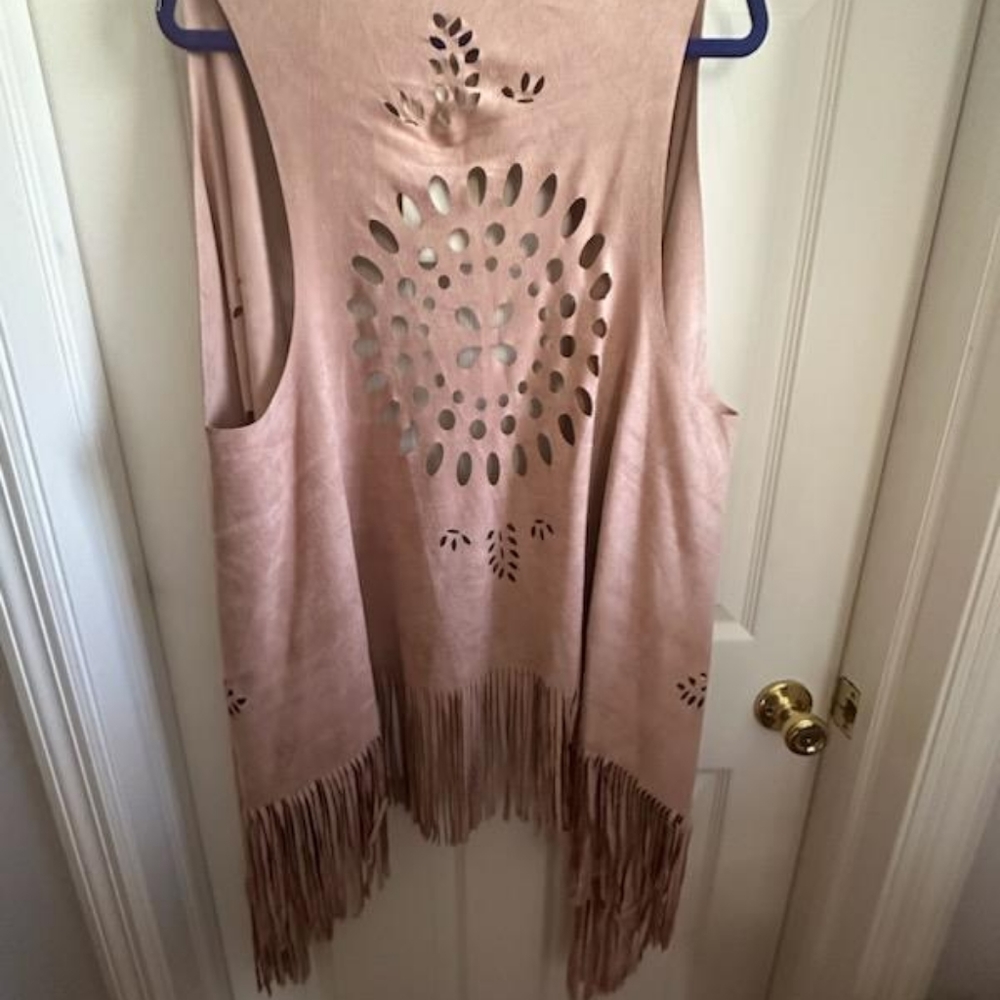 Plus Size Open Vest - Picture 4 of 5